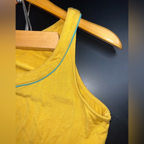 Moth For Anthropologie Mustard Yellow Wooden Button detailed tank Size L GUC - Picture 4 of 7